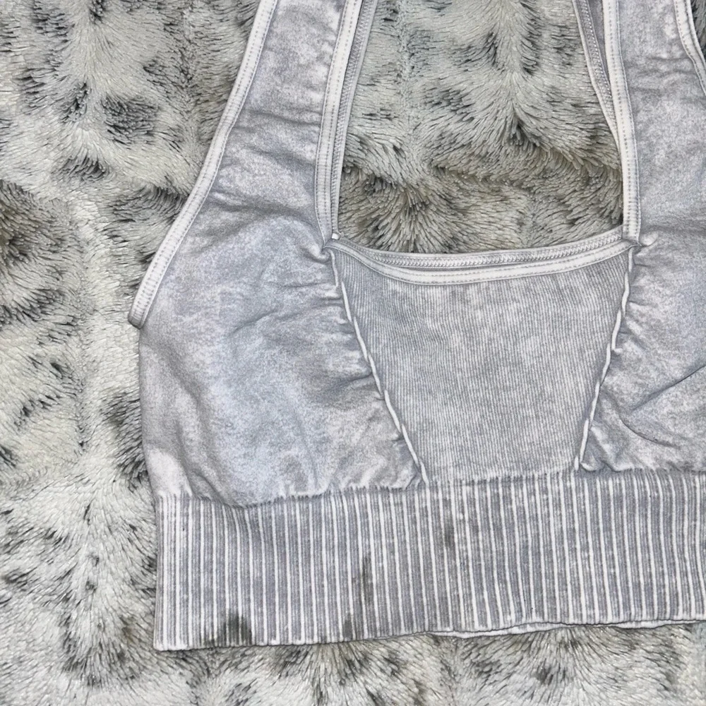 🆕 NWOT Free People Movement | Good Karma Square Neck Bra | Ice Grey *Flawed*_9